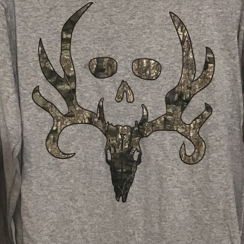 Bone Collector Long Sleeve Tee Shirt Men’s Size M (38-40)
